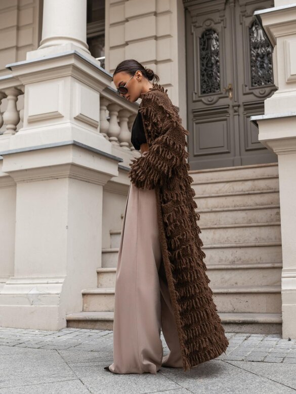 Kardigan Parisi z frędzlami czekoladowy