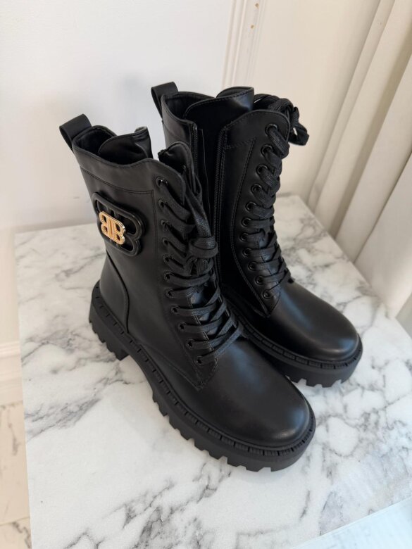 Boots Collection eco-leather black