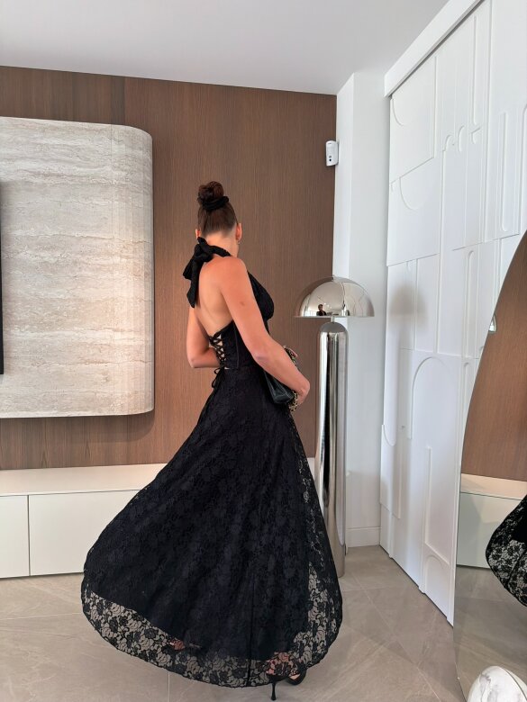 Sukienka Armonessa koronkowa czarna