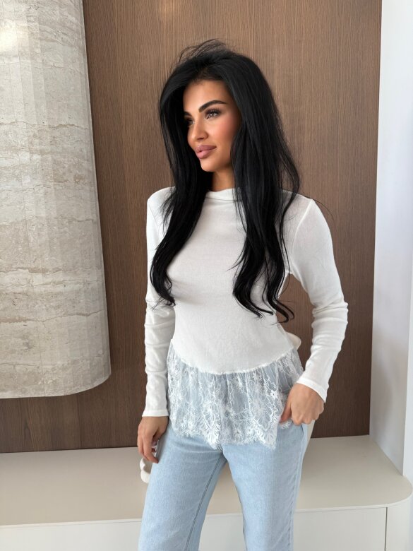 Bluzka Monevi z koronką biała