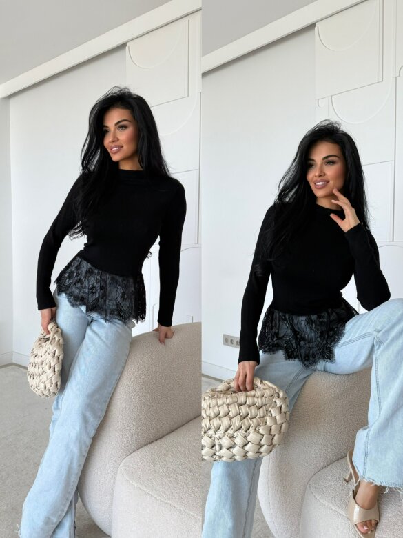 Bluzka Monevi z koronką czarna 