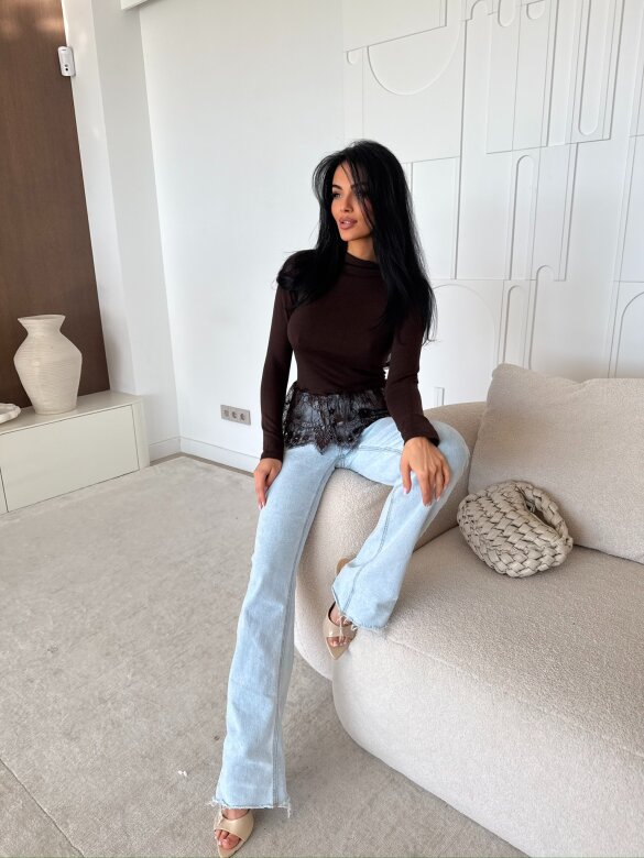 Bluzka Monevi z koronką czekoladowa 