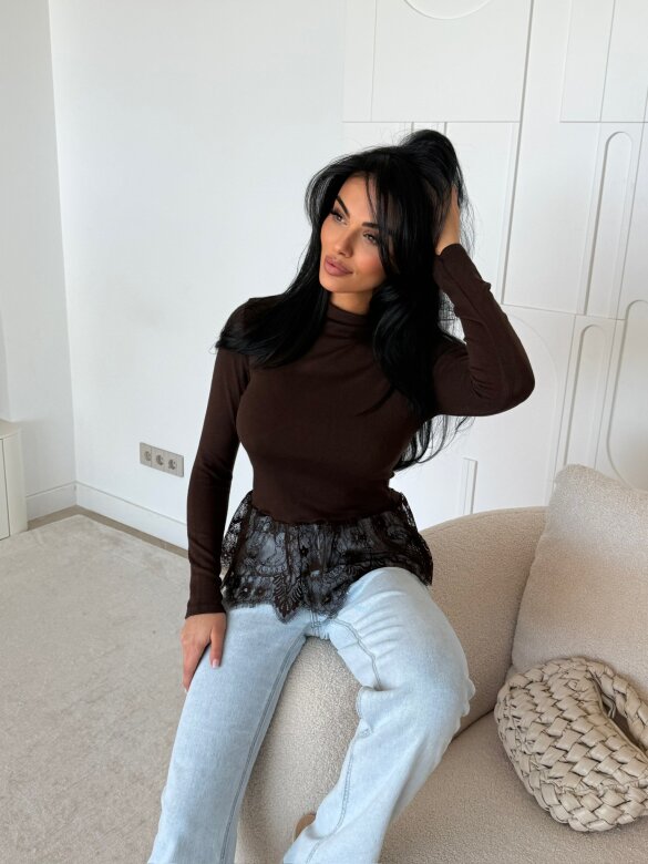 Bluzka Monevi z koronką czekoladowa 