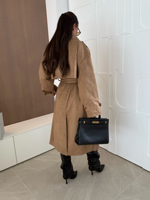 Trencz Arias karmelowy 