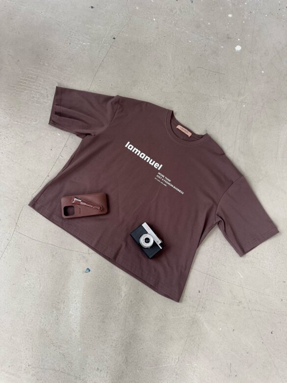T-shirt Case czekoladowy