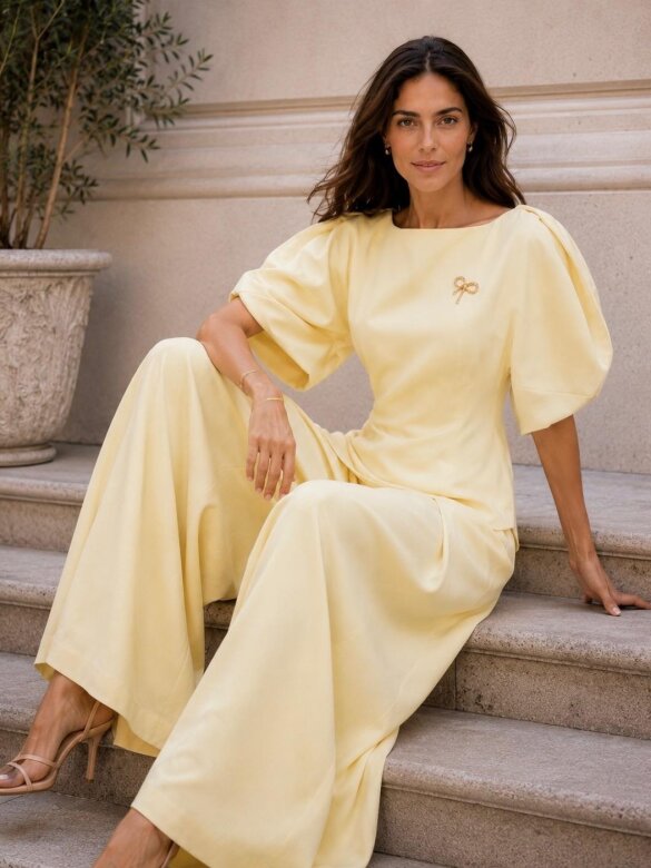 Blouse Viora  butter yellow 