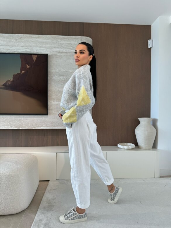 Sweter Carro z domieszką wełny jasnoszary