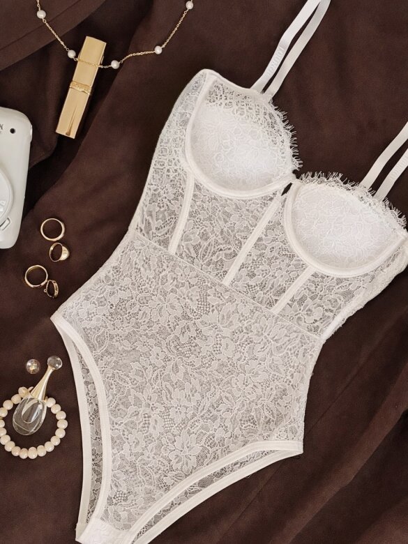 Body Soliero koronkowe białe