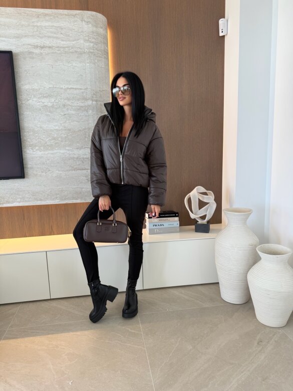 Kurtka Meadora short czekoldowa