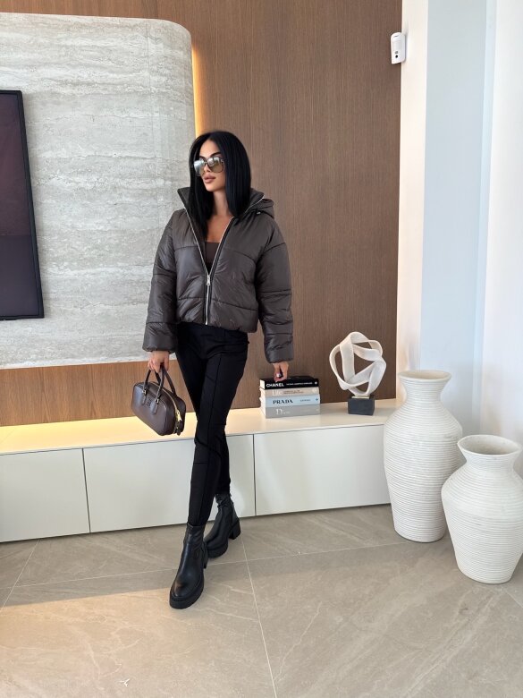 Kurtka Meadora short czekoldowa