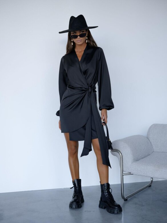 Dress Veloria with binding black