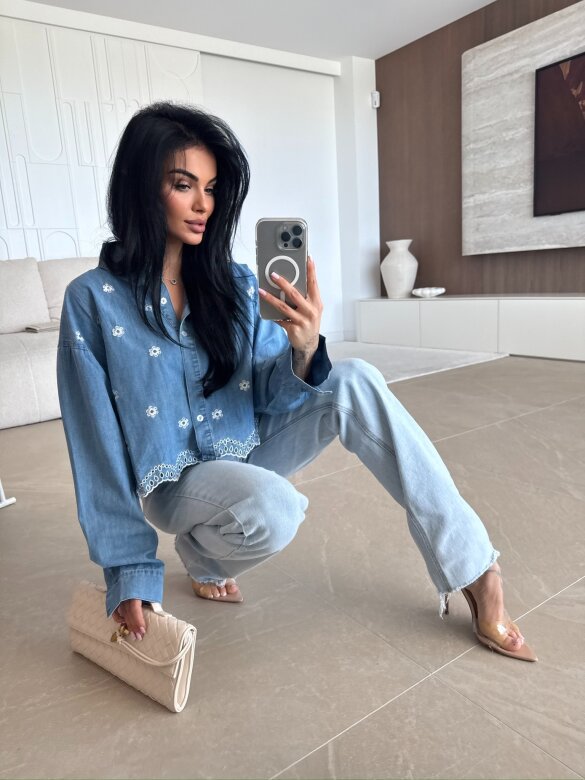 Koszula Modella jeans w kwiaty ciemnoniebieska 