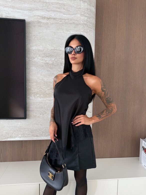 Bluzka Novera satynowa z koronką czarna