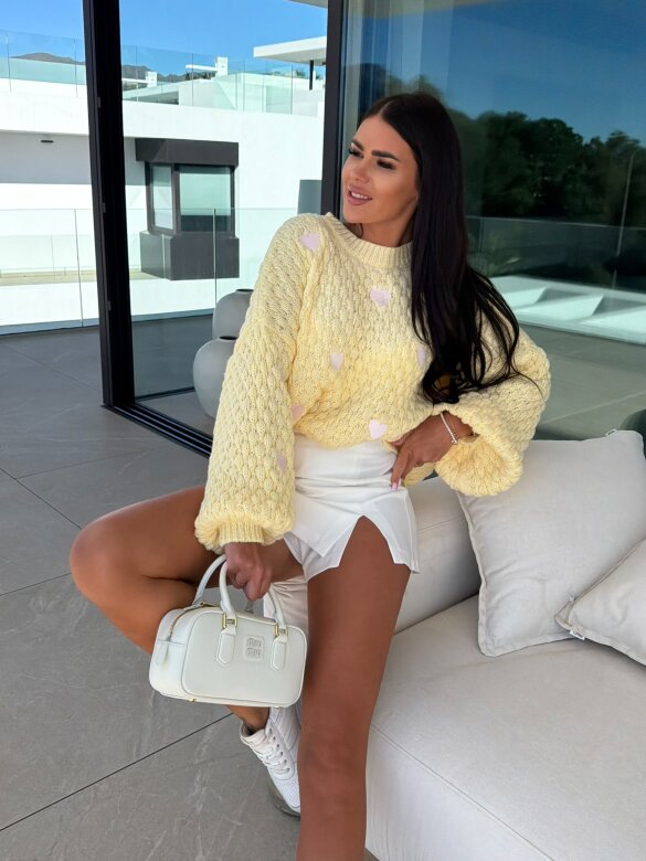 Sweter Spring Mood w serca żółty 