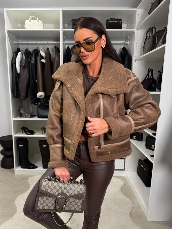 Kurtka Velle karmelowa