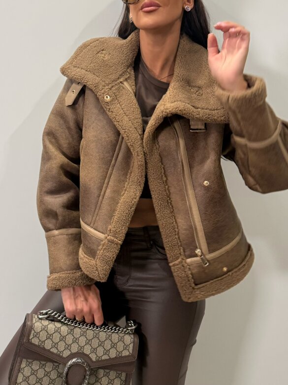 Kurtka Velle karmelowa