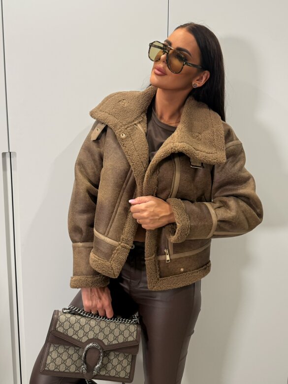 Kurtka Velle karmelowa