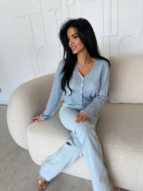 Sweter Estique niebieski