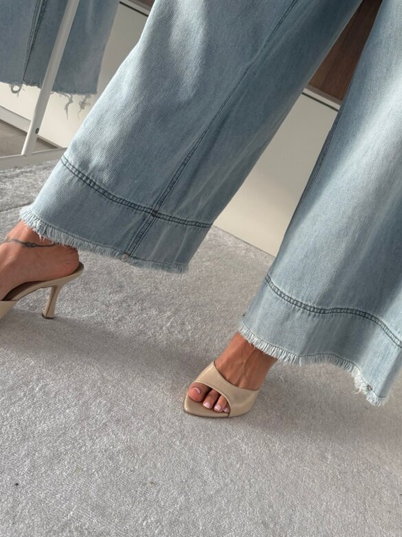 Spodnie Serenze jeans jasnoniebieskie