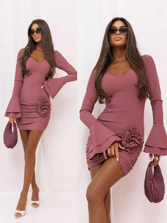 Sukienka Rosaletta z różami różowa 