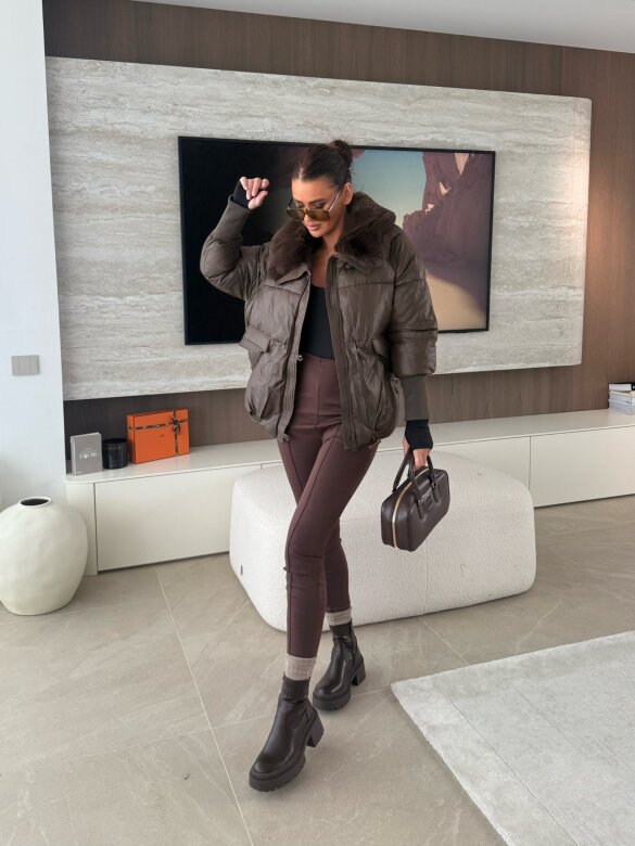 Kurtka Marte pikowana czekoladowa 