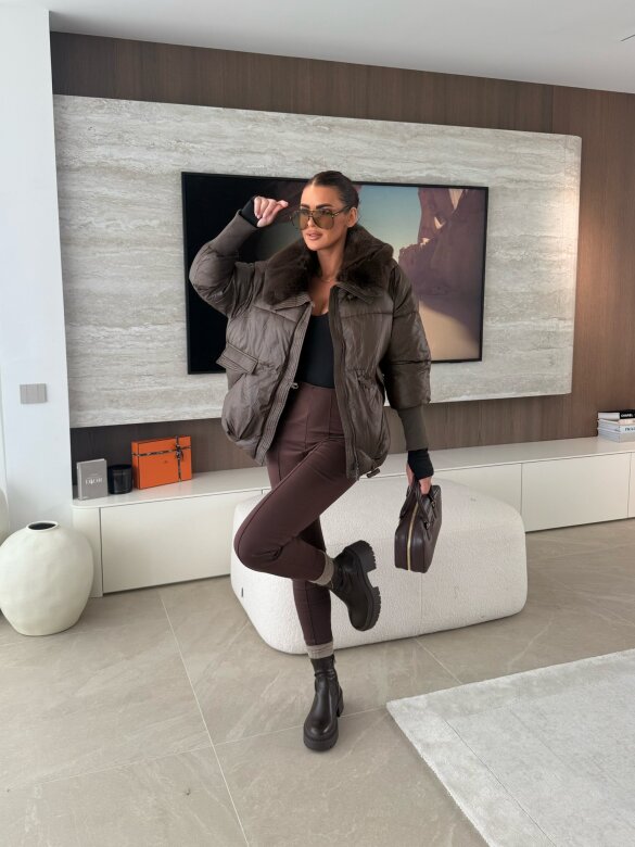 Kurtka Marte pikowana czekoladowa 