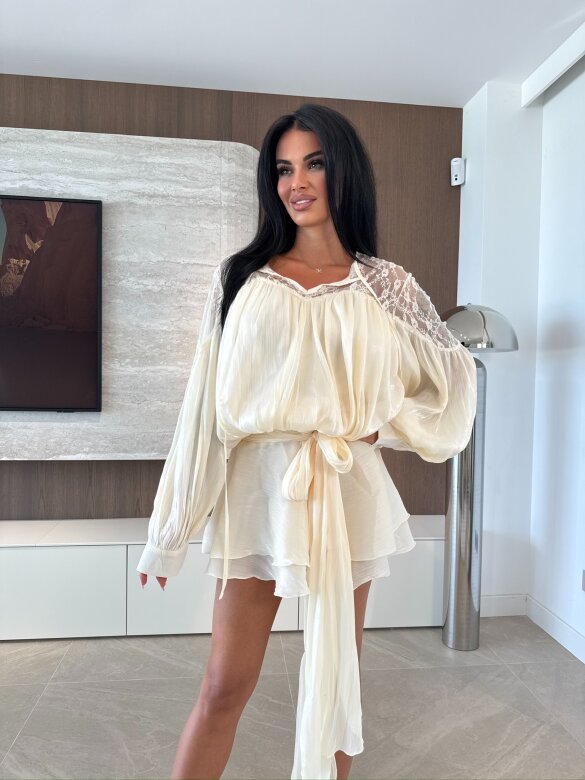 Sukienka Capriosa błyszcząca butter yellow