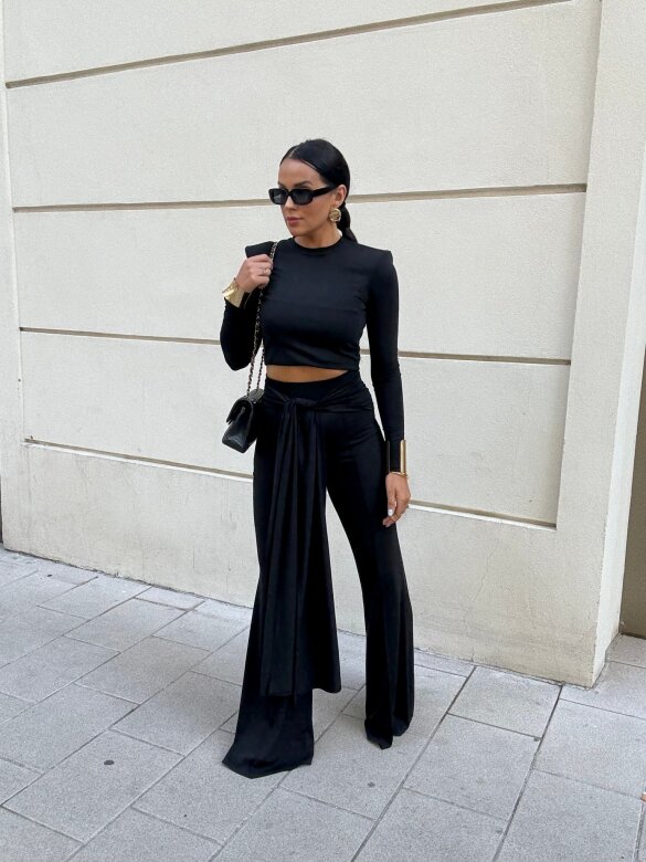 Bluzka Ridley short czarna