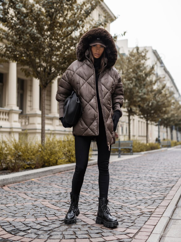 Kurtka Dorsia pikowana czekoladowa