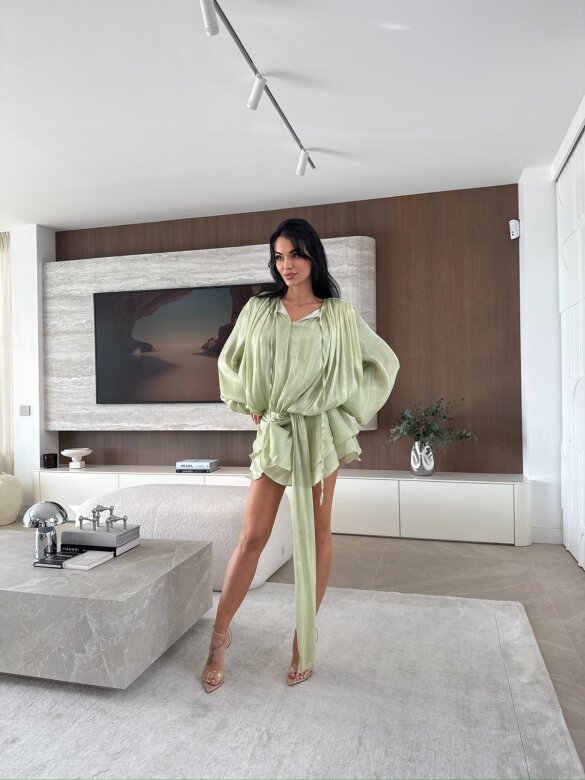 Sukienka Hevroletta błyszcząca matcha