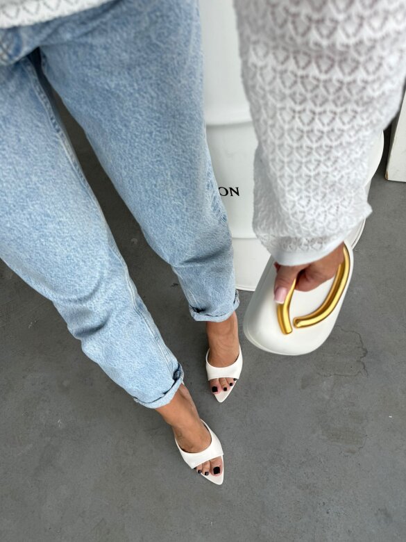 Klapki Posch na obcasie eko skóra białe