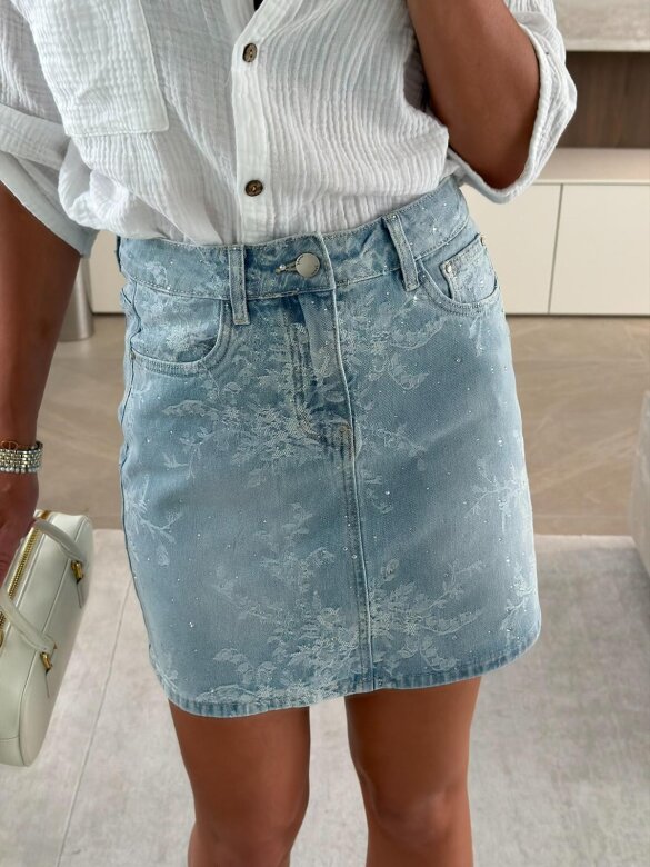 Spódniczka Sorevina jeans w kwiaty jasnoniebieska