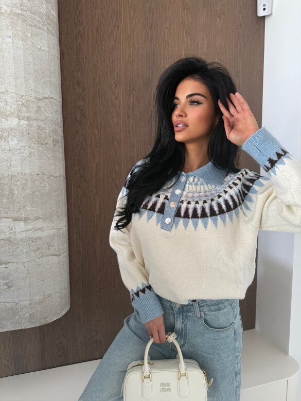 Sweter Rocio z kołnierzem biało-niebieski