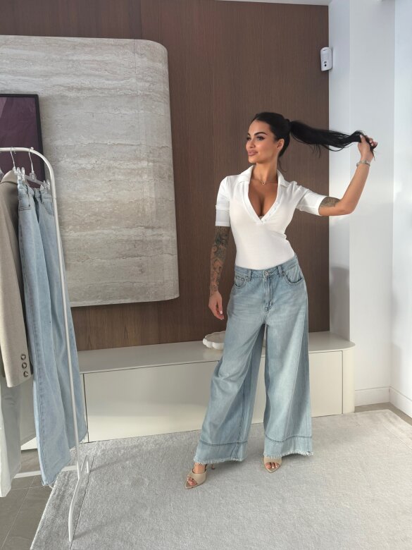 Body Jazmin z kołnierzem białe