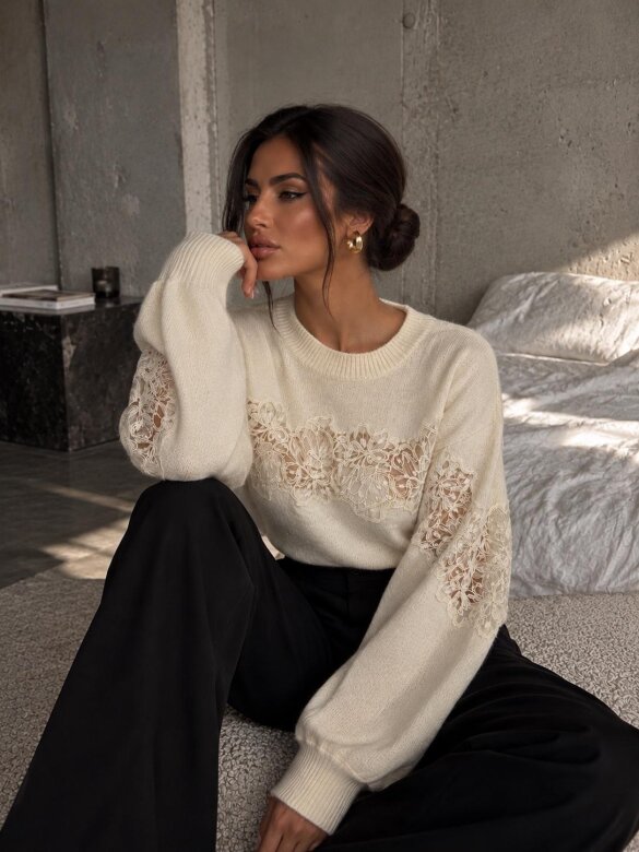 Sweter Vergazzo ecru 