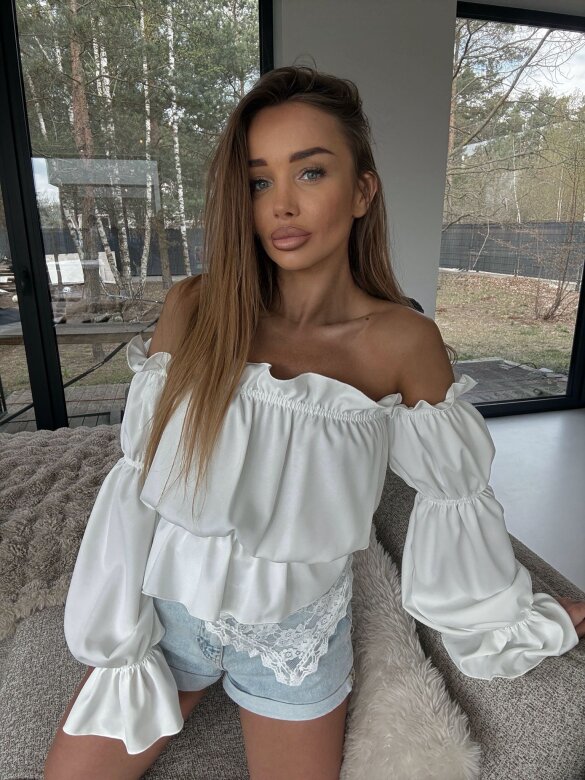 Bluzka Romanza hiszpanka z wiskozą biała 