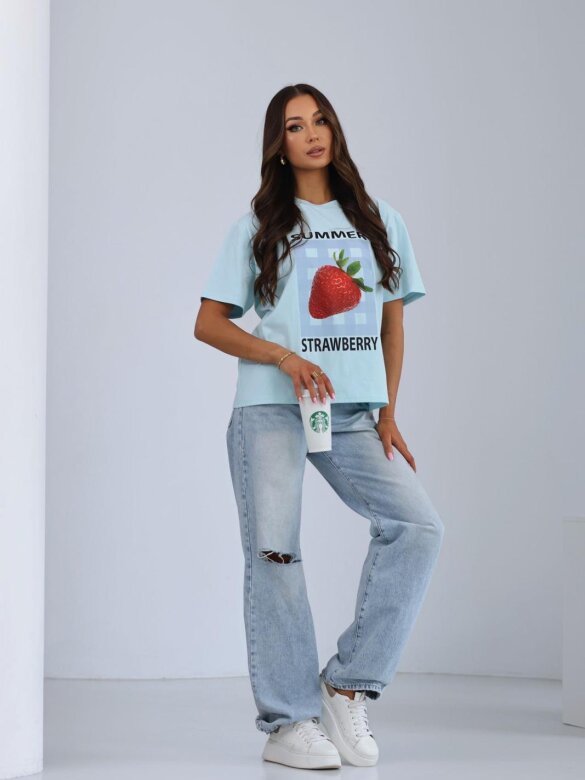 T-shirt Strawberry błękitny 