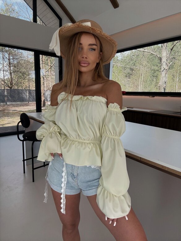 Bluzka Romanza hiszpanka z wiskozą butter yellow