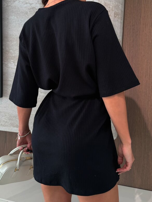 Sukienka Sellenies prążkowana czarna 