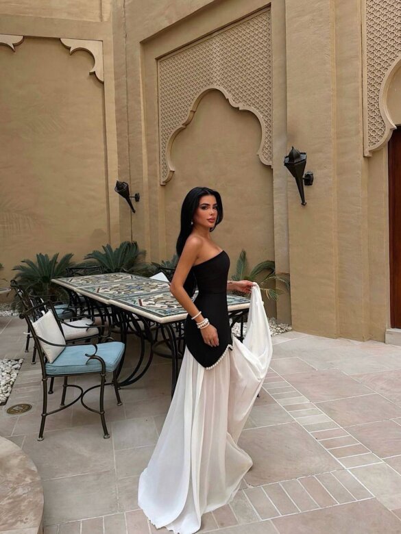 Sukienka Callister maxi czarno-biała 