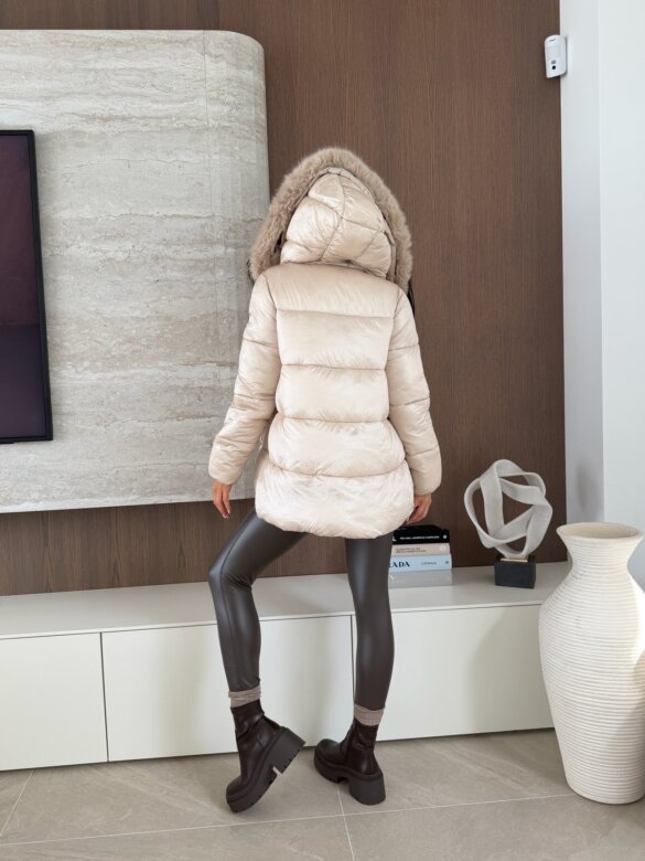 Kurtka Adelle błyszcząca perłowa