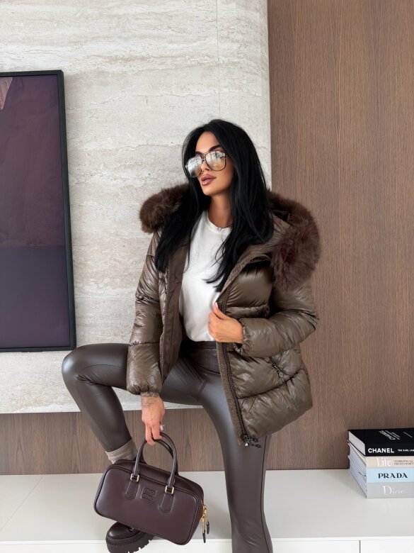 Kurtka Adelle błyszcząca czekoladowa 