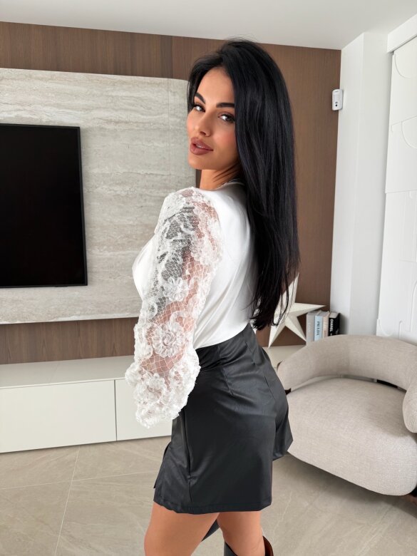 Body Celesse satynowe z koronką białe 