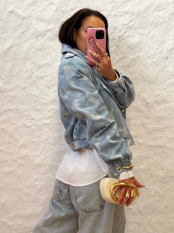 Kurtka Porter jeans dekatyzowana jasnoniebieska