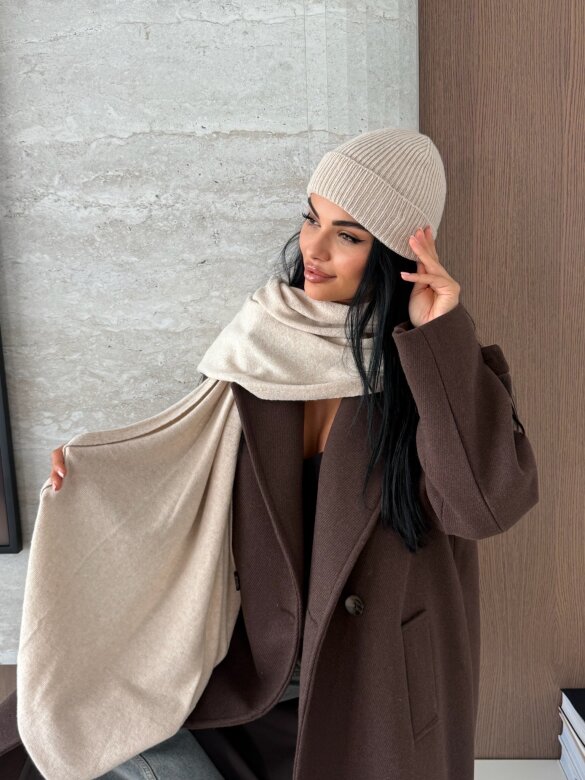 Hat Cashmere with wool and cashmere light beige