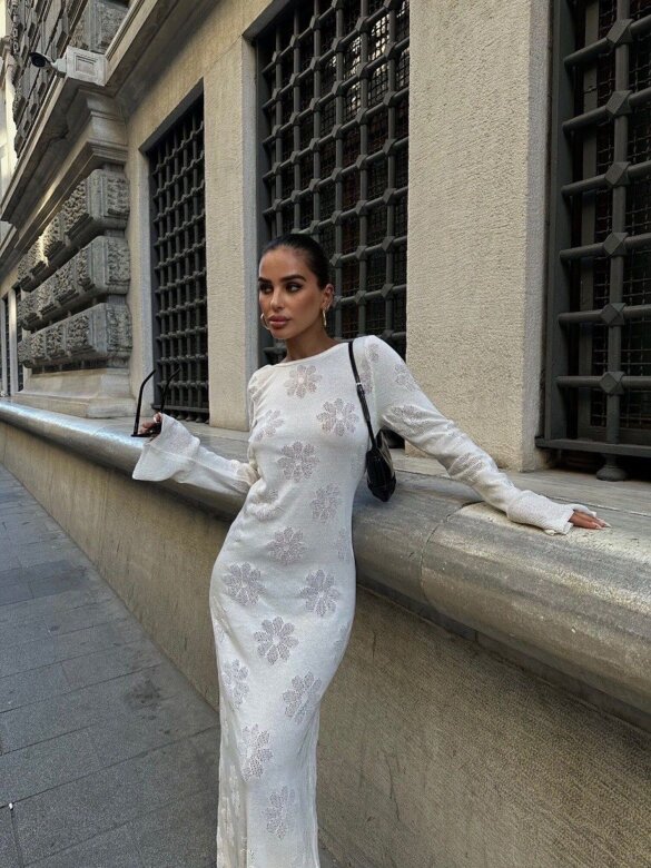 Sukienka Loretto maxi dzianinowa z bawełną ecru