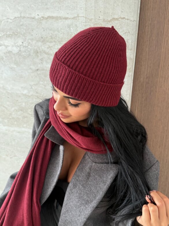 Hat Cashmere with wool and casmire claret