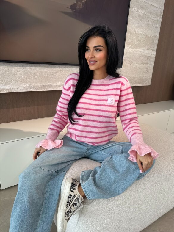 Sweter Bellaria w paski pudrowo-różowy