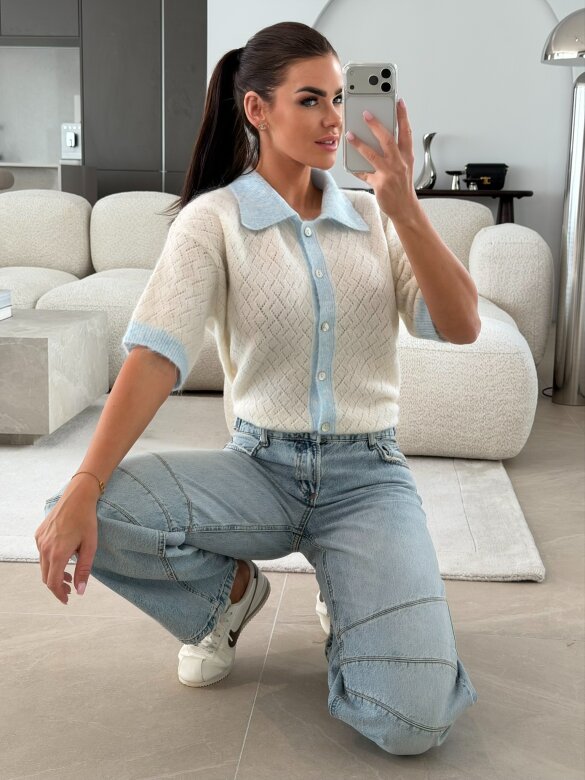 Sweter Alani biało-niebieski