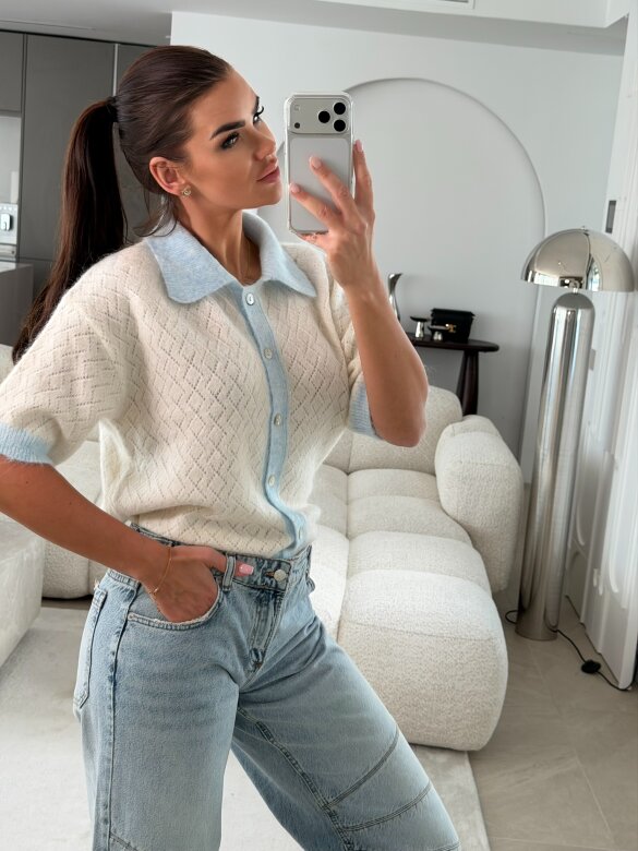 Sweter Alani biało-niebieski